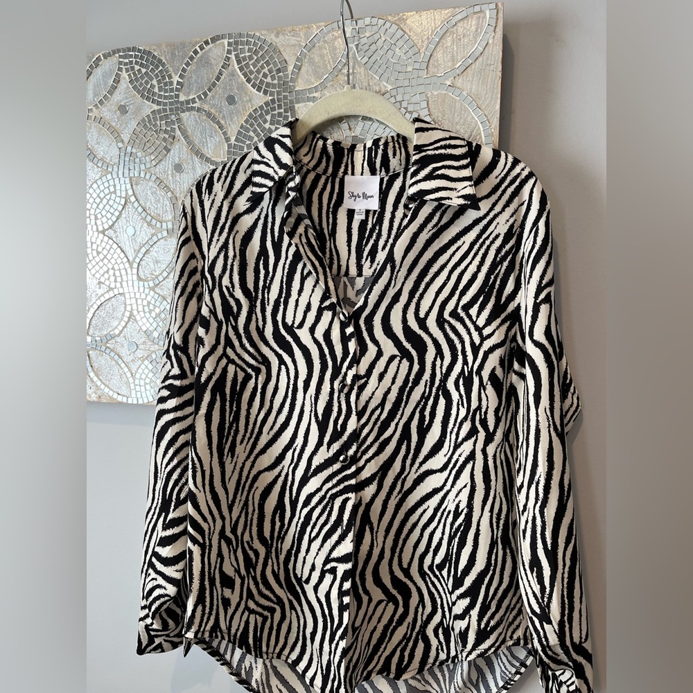 Zebra button down blouse